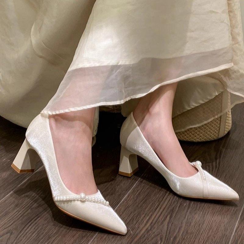 Slip Dress Satin - Sapatos Elegantes com Salto Bloco e
